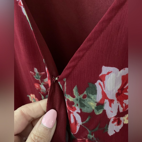 Maurice’s Floral Wrap Blouse - Picture 4 of 4